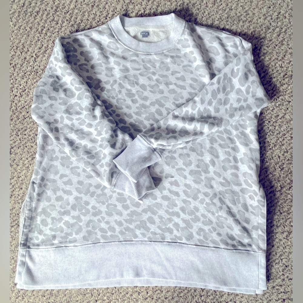 Aerie Leopard print sweatshirt